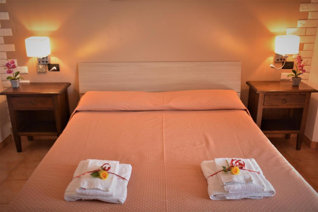 Hotel Villa Paradiso Riparbella Exteriör bild