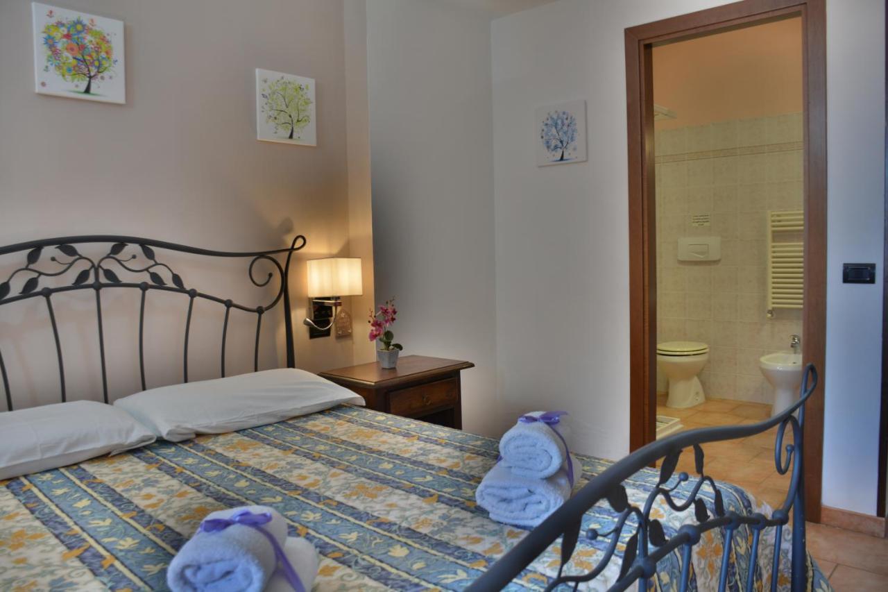 Hotel Villa Paradiso Riparbella Exteriör bild
