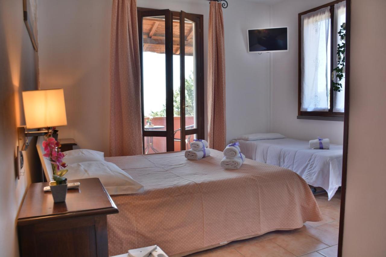 Hotel Villa Paradiso Riparbella Exteriör bild
