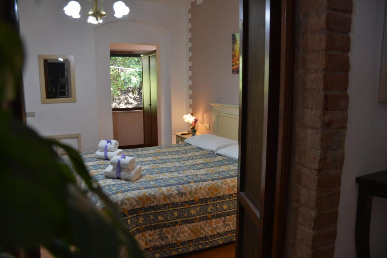 Hotel Villa Paradiso Riparbella Exteriör bild